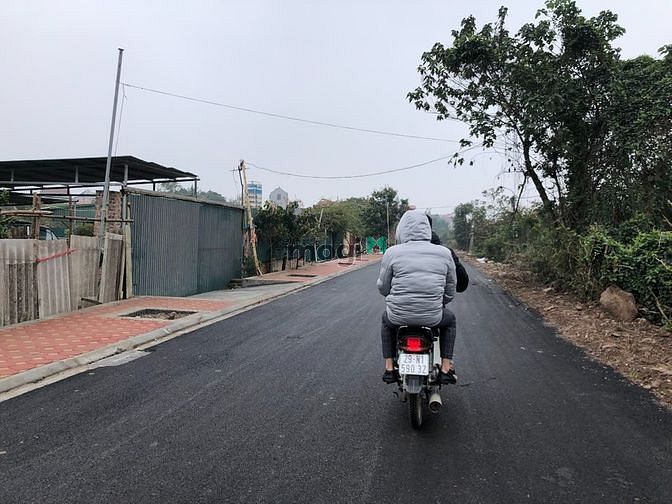 Hình ảnh Đất đa tốn , đường 3.5m , cách đường  9m chỉ vài bước chân, diện tích