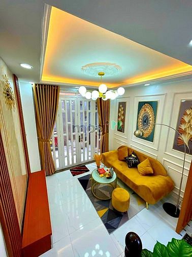 Hình ảnh Bán gấp nhà 3 tầng Cách Mạng Tháng 8 Q3 DTSD 48m2 chỉ hơn 3 tỷ