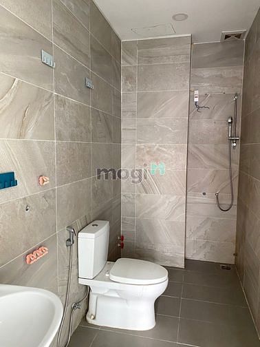Hình ảnh Cho thuê biệt lô góc Cityland Center Hill 8x20m 3 lầu có thang máy.