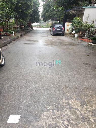 Hình ảnh Chính chủ mình cần bán 40m2 đất giá siêu rẻ tại khu TĐC Trâu Qùy