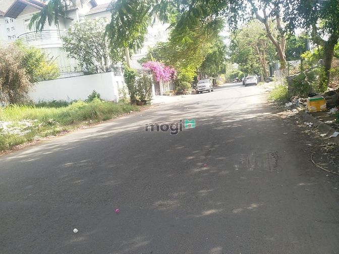 Hình ảnh Cho thuê dài hạn đất trống 2 mặt tiên kinh doanh đường 10 HBC Thủ Đức