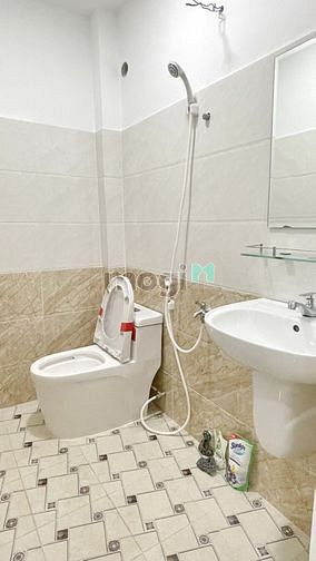 Hình ảnh Nhà 1 LẦu Đẹp Đúc Kiến Cổ Hẻm Lâm Văn Bền Q7