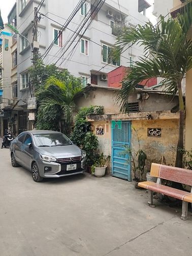 Hình ảnh Bán Đất Phú Diễn 41m2, lô góc ngõ thông kinh doanh giá 5.2 tỷ.