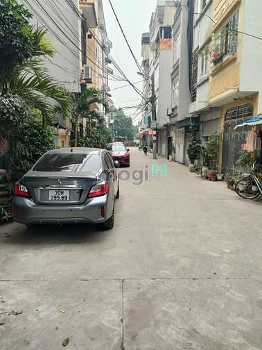 Hình ảnh Bán Đất Phú Diễn 41m2, lô góc ngõ thông kinh doanh giá 5.2 tỷ.