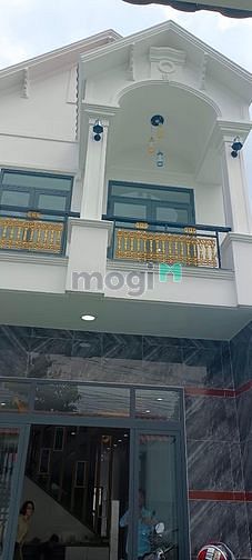 Hình ảnh Bán nhà bình chuẩn buôn bán. Gần công ty