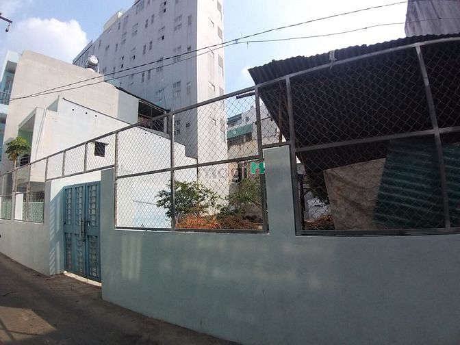Hình ảnh Bán lô đất sát mặt tiền đường, hẻm xe hơi 4 chỗ, sát Lotte Quận 7