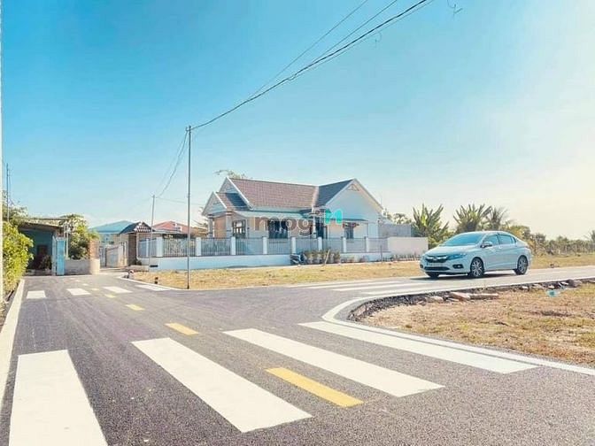 Hình ảnh Đất nền Suối Tiên phun thổ cư chỉ có 600 triệu lô