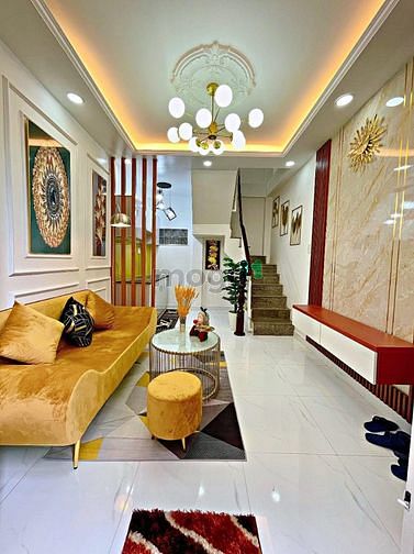 Hình ảnh Hàng hiếm Q3 - 3 Tàng Mới Keng - CÁCH MT CHỈ 10M.
