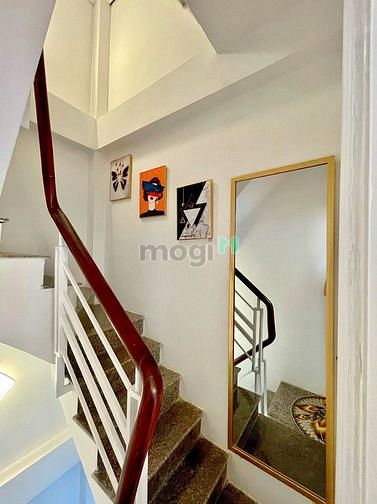 Hình ảnh Hàng hiếm Q3 - 3 Tàng Mới Keng - CÁCH MT CHỈ 10M.