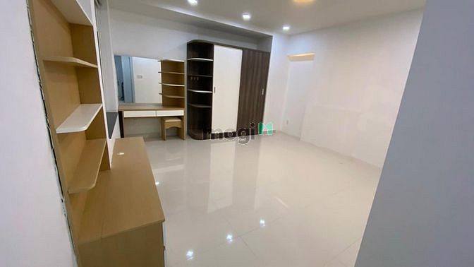 Hình ảnh Thanh lý gấp nhà đường Lạc Long Quân - P.9 - Quận Tân Bình
