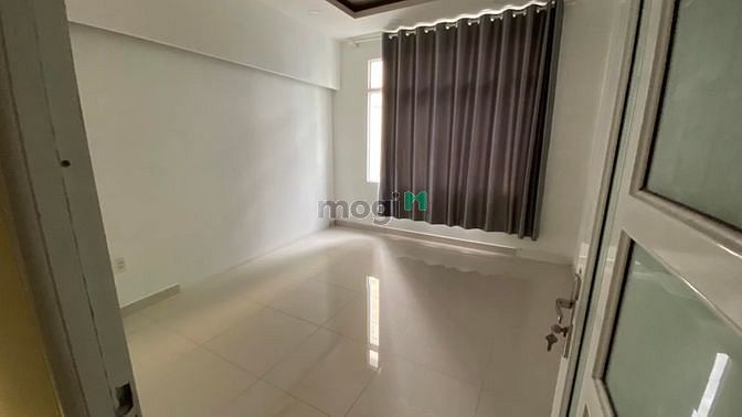 Hình ảnh Thanh lý gấp nhà đường Lạc Long Quân - P.9 - Quận Tân Bình