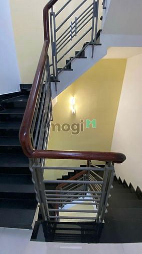 Hình ảnh Thanh lý gấp nhà đường Lạc Long Quân - P.9 - Quận Tân Bình
