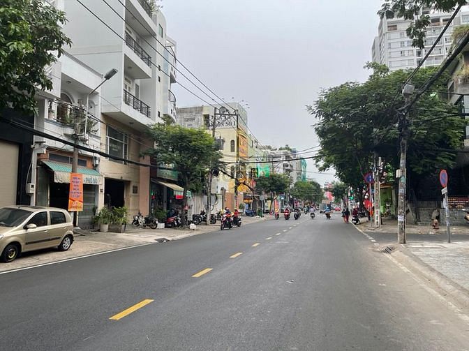 Hình ảnh Cần bán căn góc 2mặt tiền Bàu Cát, phường 14, Tân Bình. 35 tỷ
