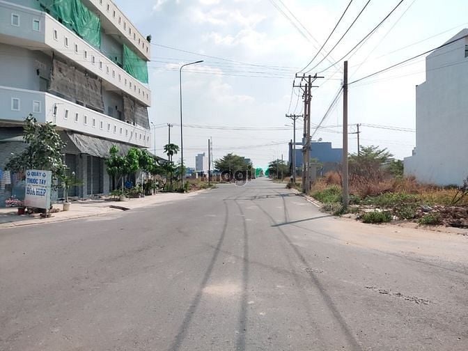 Hình ảnh Cần bán gấp 2 lô đất liền kề 130m2- sổ hồng sang tên công chứng ngay