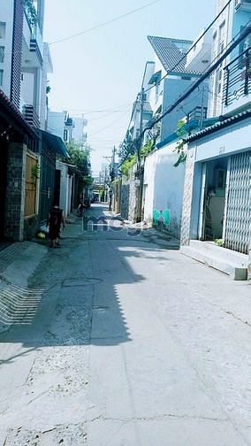 Hình ảnh NHÀ MỚI 100% 2 lầu 4PN sổ hồng 2 tỷ hơn khu VIP