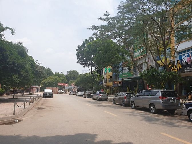 Hình ảnh Bán Đất Mặt Phố Vạn Phúc-Ba Đình, 190m2, Mặt Tiền 10.6m, Giá 47.5 Tỷ