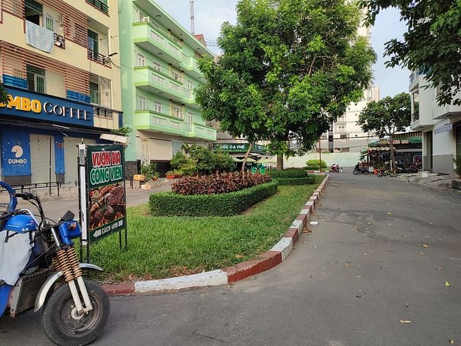 Hình ảnh Cho thuê nhà góc 2 mặt tiền đường 23 khu Bình Phú