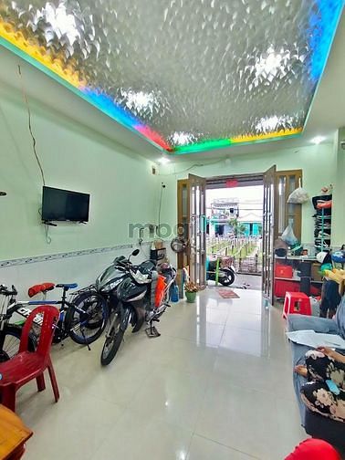 Hình ảnh 81m2 giá 5 tỷ 3 được 2 căn nhà, 2 tầng, quá thơm