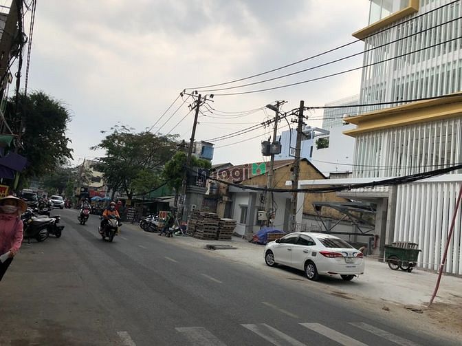 Hình ảnh Vị trí hiếm 179m2 đất rất đẹp ngang 8.4m đối diện đại học chỉ 47.9 tỷ