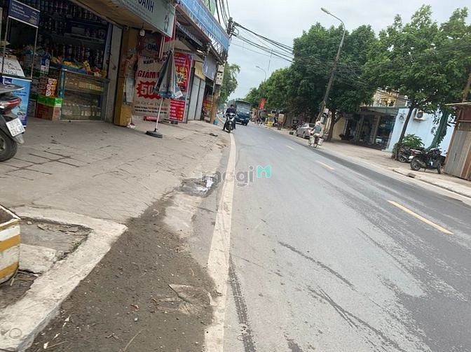 Hình ảnh Duy nhất mảnh đất mặt phố Sủi đang giao bán, cách chợ chỉ 70m.