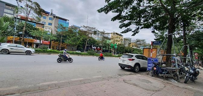 Hình ảnh Bán nhà mảnh đất vàng quận Tây Hồ 92m2, giá 9.8 tỷ.
