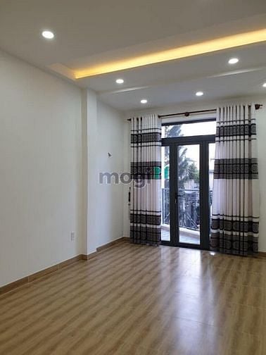 Hình ảnh cần bán gấp nhà SHR đ.hoàng hoa thám,q.tân bình_chỉ 1,65 tỷ