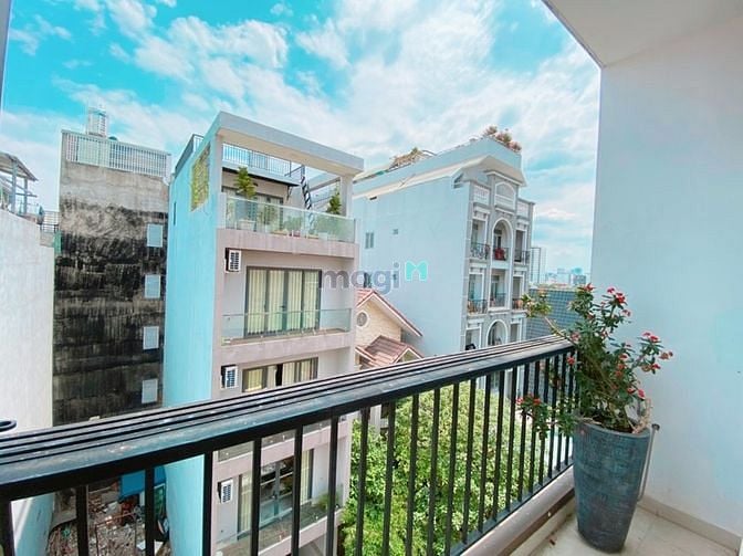 Hình ảnh Studio-bancon rộng rãi, thoáng mát Trần Xuân Soạn Q7