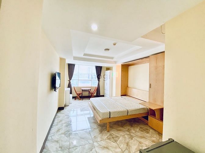 Hình ảnh CHDV studio có cửa sổ lớn gần BigC, gần đường Nguyễn Thị Thập