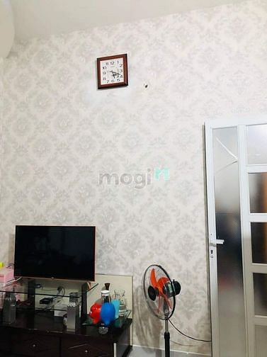 Hình ảnh Lưu Chí Hiếu ngang 4.5m xe hơi đỗ hẻm nhà 3 ty 85