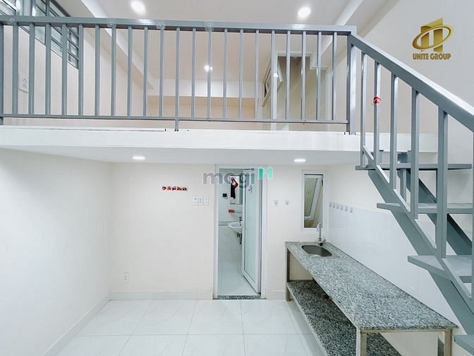 Hình ảnh Duplex có cửa sổ gần lottemart q7