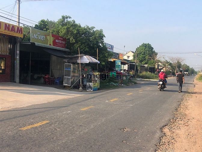 Hình ảnh Bán đất MT nhựa Phú An, TP.Bến Cát, DT:7.5×91, TC106, SHR, giá 5.8 tỷ