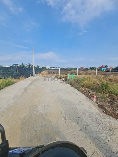 Hình ảnh 𝐁𝐚́𝐧 đất thổ TT Cần Giuộc 125m2 - Giá 1ty1