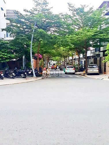 Hình ảnh Cho thuê nhà phố liền kề Jamona City Quận 7