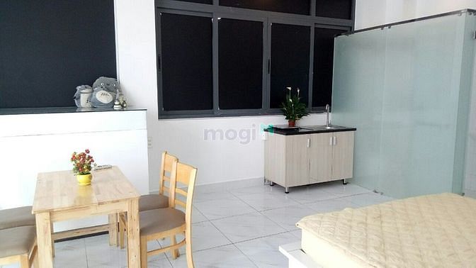Hình ảnh Studio ban công full nội thất gần ĐH UFM và KCX Tân Thuận