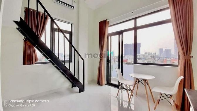 Hình ảnh Phú Thuận Q7. Có cửa sổ+ban công.