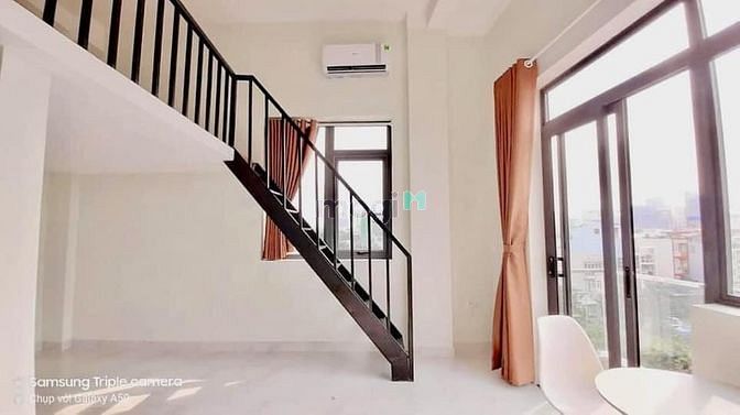 Hình ảnh Phú Thuận Q7. Có cửa sổ+ban công.