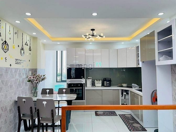 Hình ảnh SIÊU PHẨM - Mặt tiền Bình Tân 70m2 7 tầng có thang máy chỉ 9.5 tỷ tl
