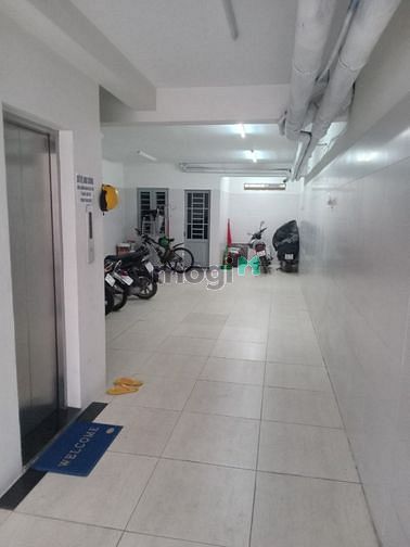 Hình ảnh Phòng có nội thất gần Trương Văn Bang P.Tml Q.2, 35m2, thang máy: