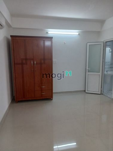 Hình ảnh Phòng có nội thất gần Trương Văn Bang P.Tml Q.2, 35m2, thang máy: