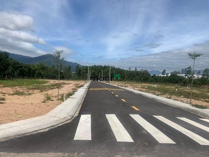 Hình ảnh Siêu phẩm đất nền KCN Suối Dầu - Khánh Hoà chỉ 9x tr/m2