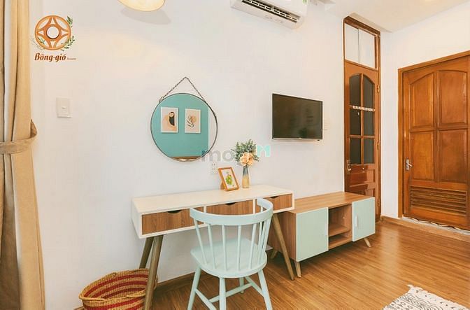 Hình ảnh Căn phòng ngay trung tâm Q3, thiết kế thơ mộng, ban công thoáng mát,..