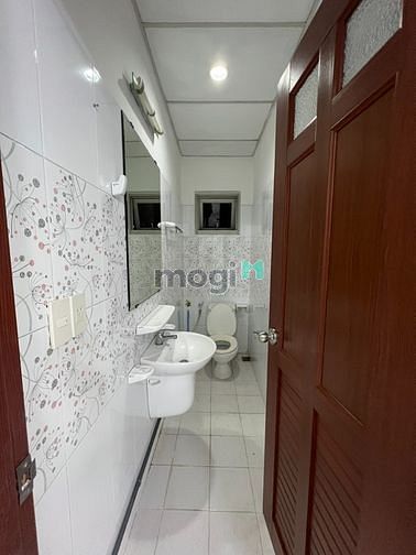 Hình ảnh Cho thuê Ngọc Khánh, 2 PN đủ nội thất, 11tr, kí Hợp đồng 6t