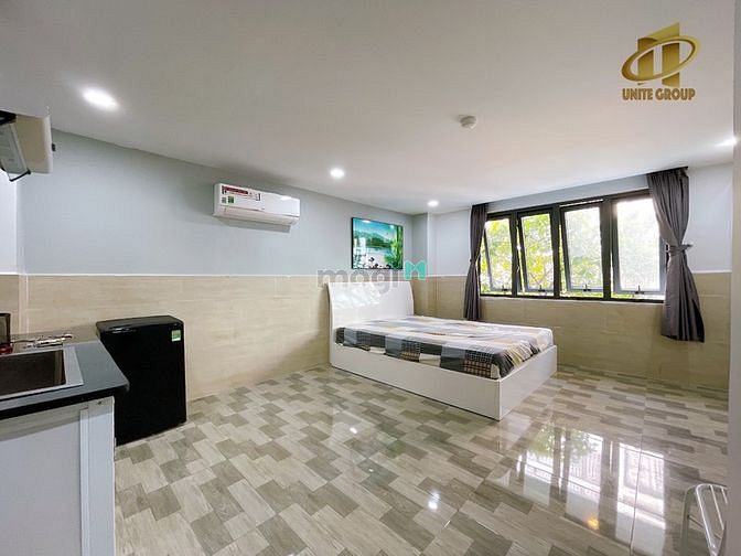 Hình ảnh Ch Studio ban công_cửa sổ gần chợ Tân Mỹ_Rmit_Crescent Mall Quận 7