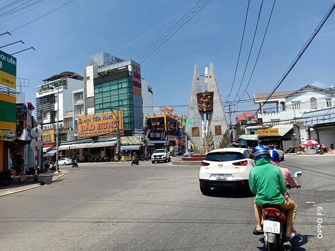Hình ảnh Duy trì KD tôi cần bán gấp nền đất mặt tiền đường DT7A