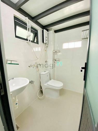 Hình ảnh Cho thue phòng mới ngay cầu vượt Lê Trọng Tấn