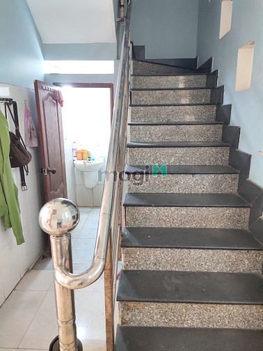 Hình ảnh Bình Tân sót 1 căn duy nhất- THÔNG TỨ TUNG - HXH - BTCT.