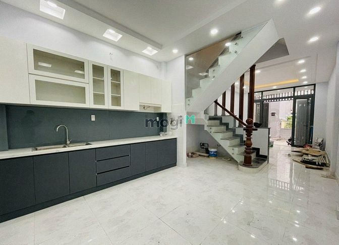 Hình ảnh Bán nhà HXH 54m2 đ.Phan Văn Trị, QBT- 8.3 tỷ
