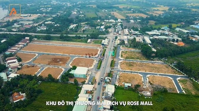 Hình ảnh Lô đất thổ cư ngay trung tâm,100m2,đường 12m,sổ riêng.đối diện sthi