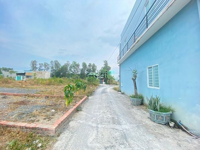 Hình ảnh Bán Đất sổ chung Kp4 Trảng Dài ngay cây sung Sát đường