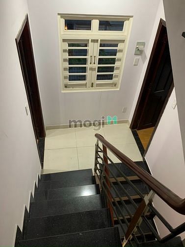 Hình ảnh Trệt Lửng 2L ST - HXH - Cách MT 1 Căn - 5PN+7WC